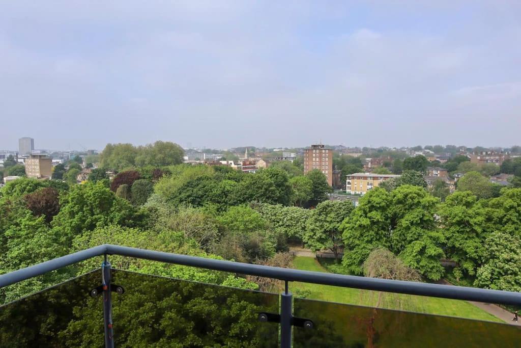 Appartement 3 Bed Flat With A View *