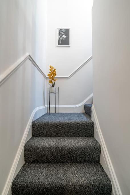 Beautiful Luxe 3 Bedroom With 4 Beds Londres