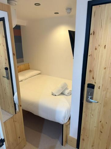 Hotel Easyhotel Paddington 2*