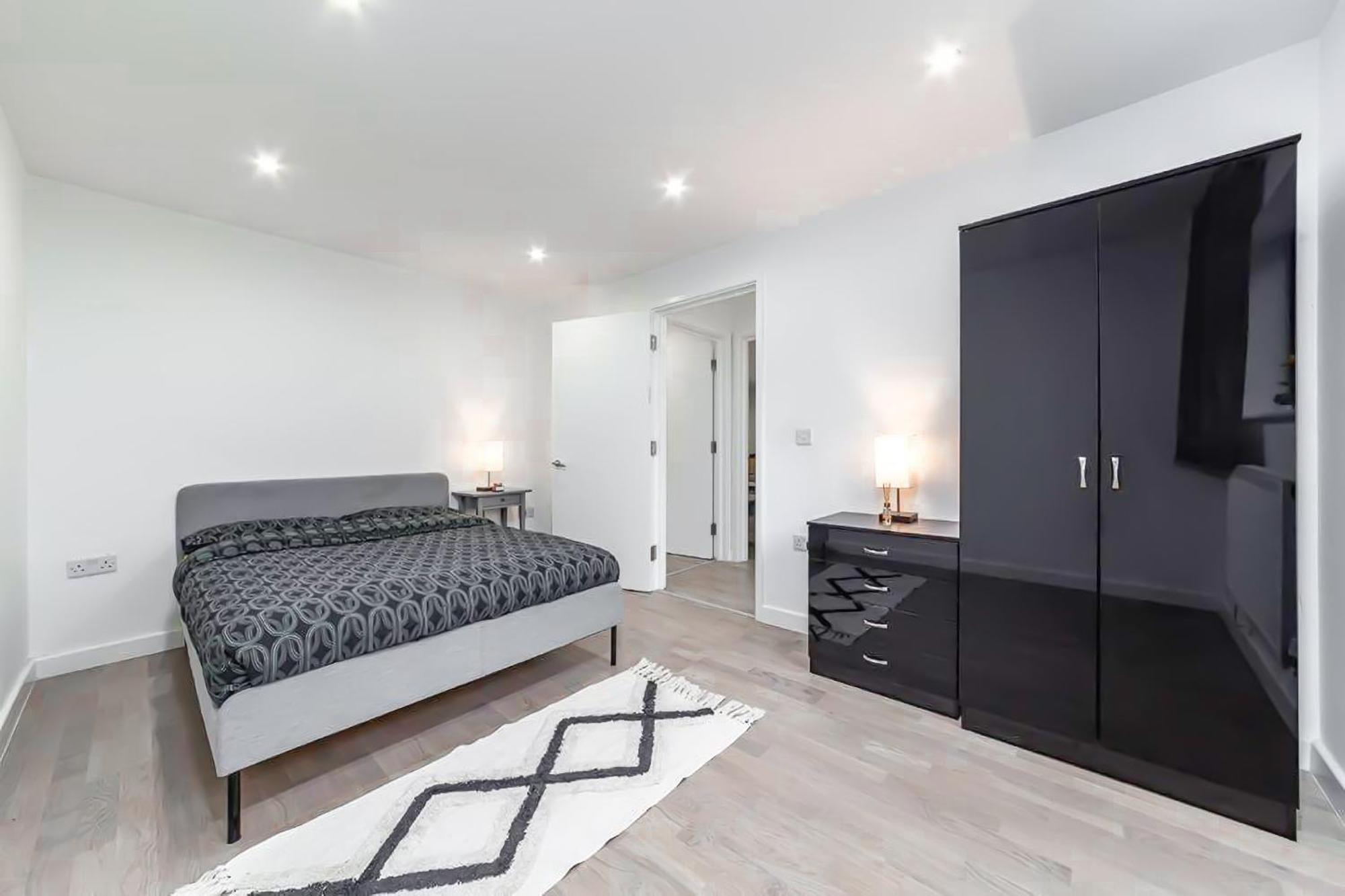 Appartement Amazing 2 Bed Bath Flat With Eye View Lm7 Londen