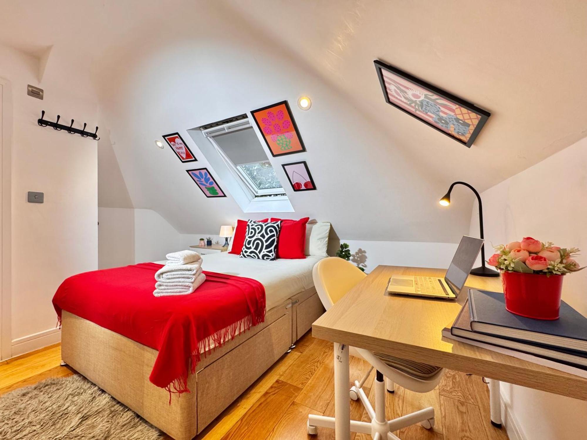 Pensión En-suites With Free Parking 30min To *