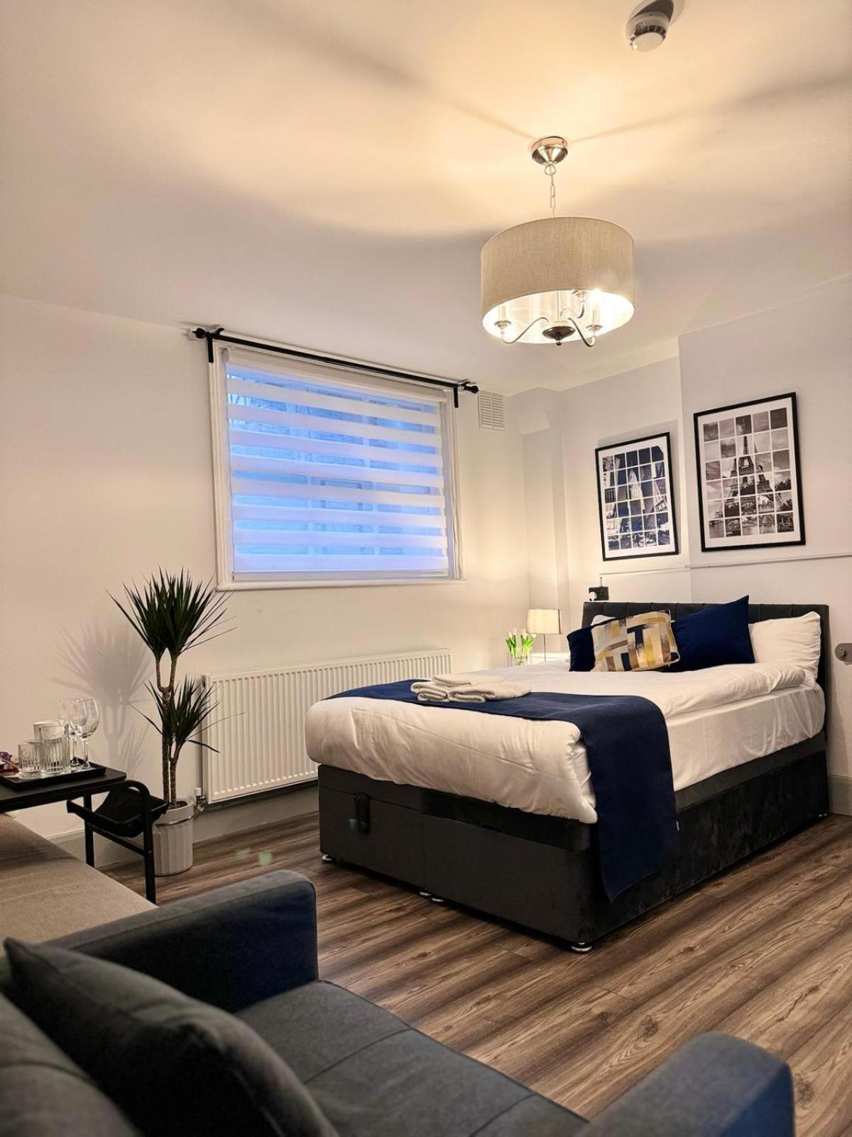 Camden Luxury Flats And En-suit * Londen
