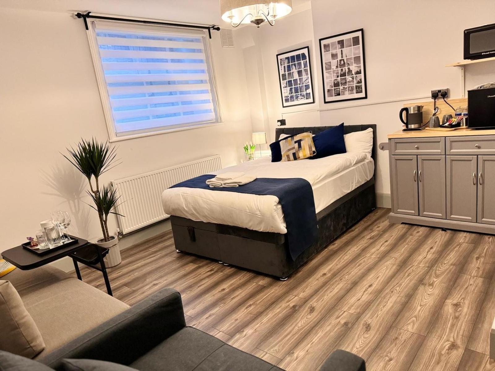 Camden Luxury Flats And En-suit