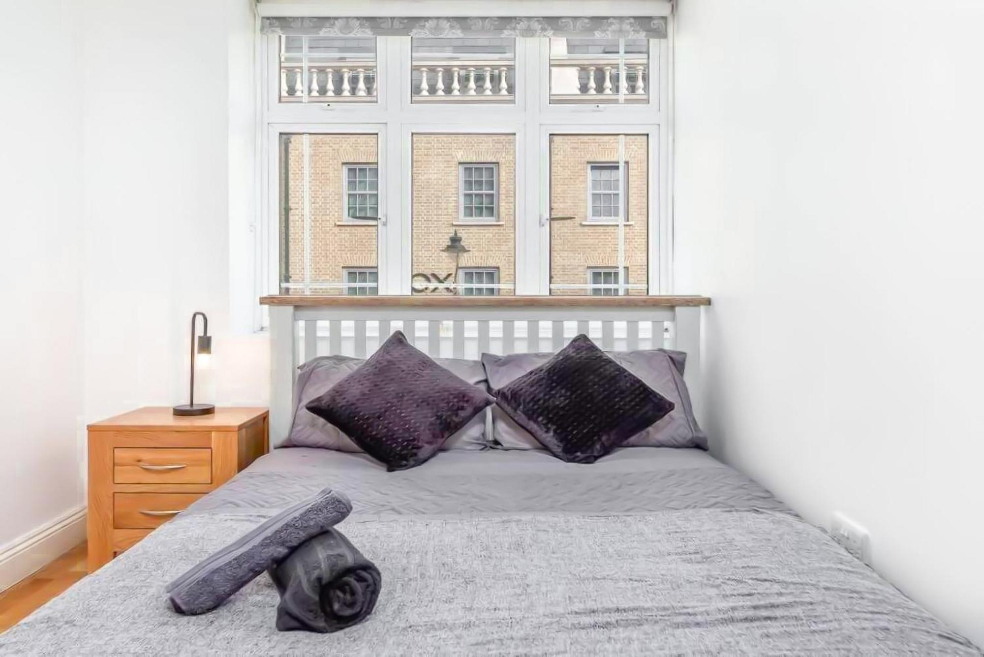 Lovely 2 Bedroom With Patio Waterloo Lm1 Londres