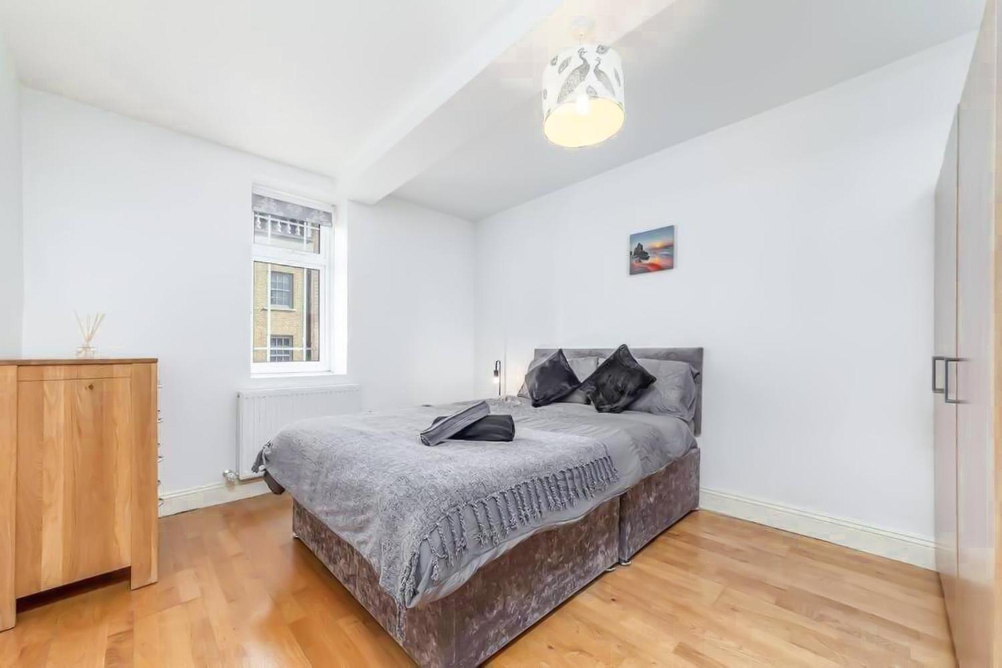 Lovely 2 Bedroom With Patio Waterloo Lm1 *