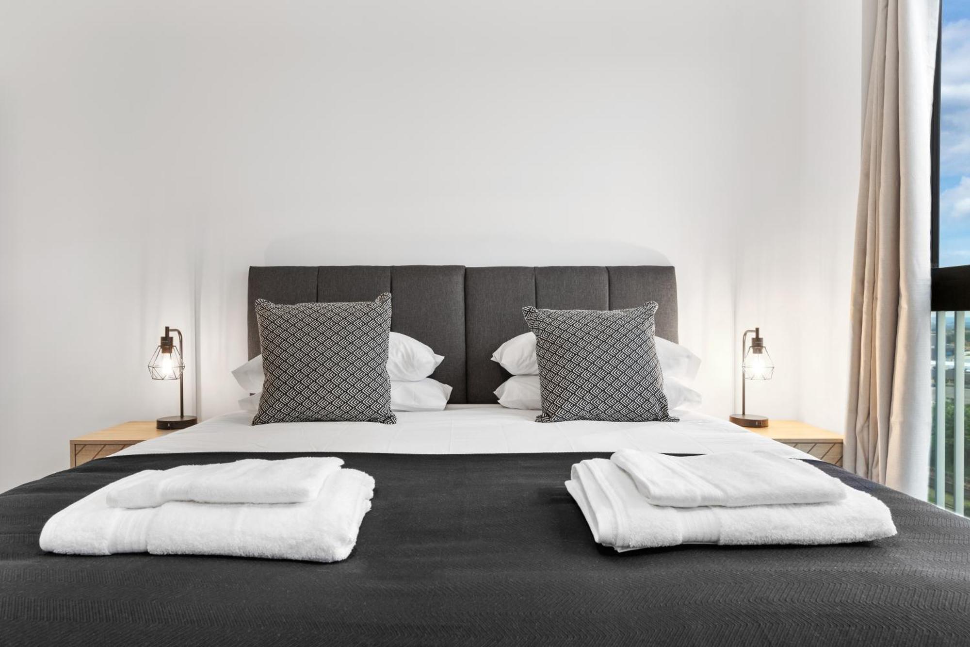 Luxury 3 Bed With Balcony Apartamento Londres