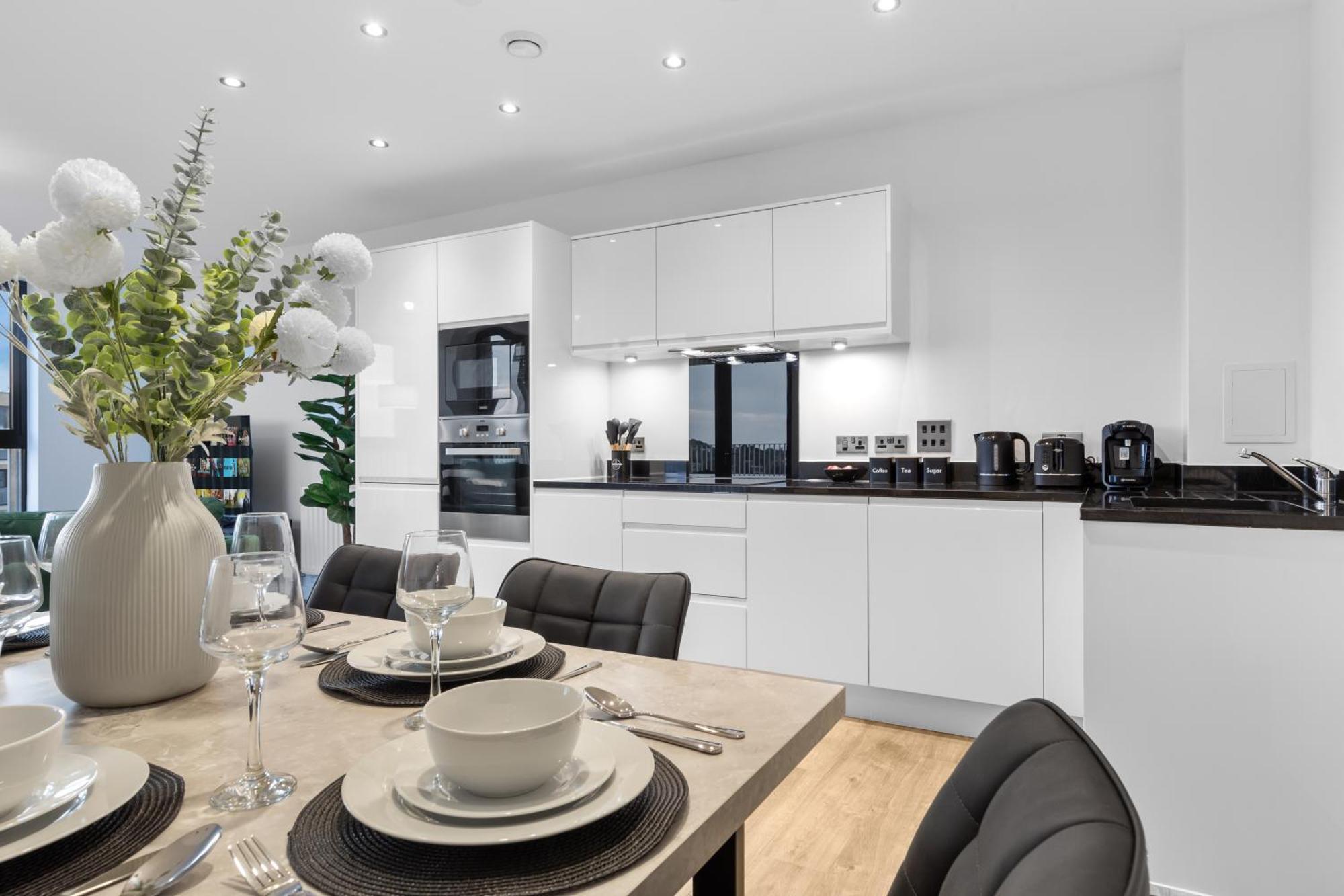 Luxury 3 Bed With Balcony * Londres
