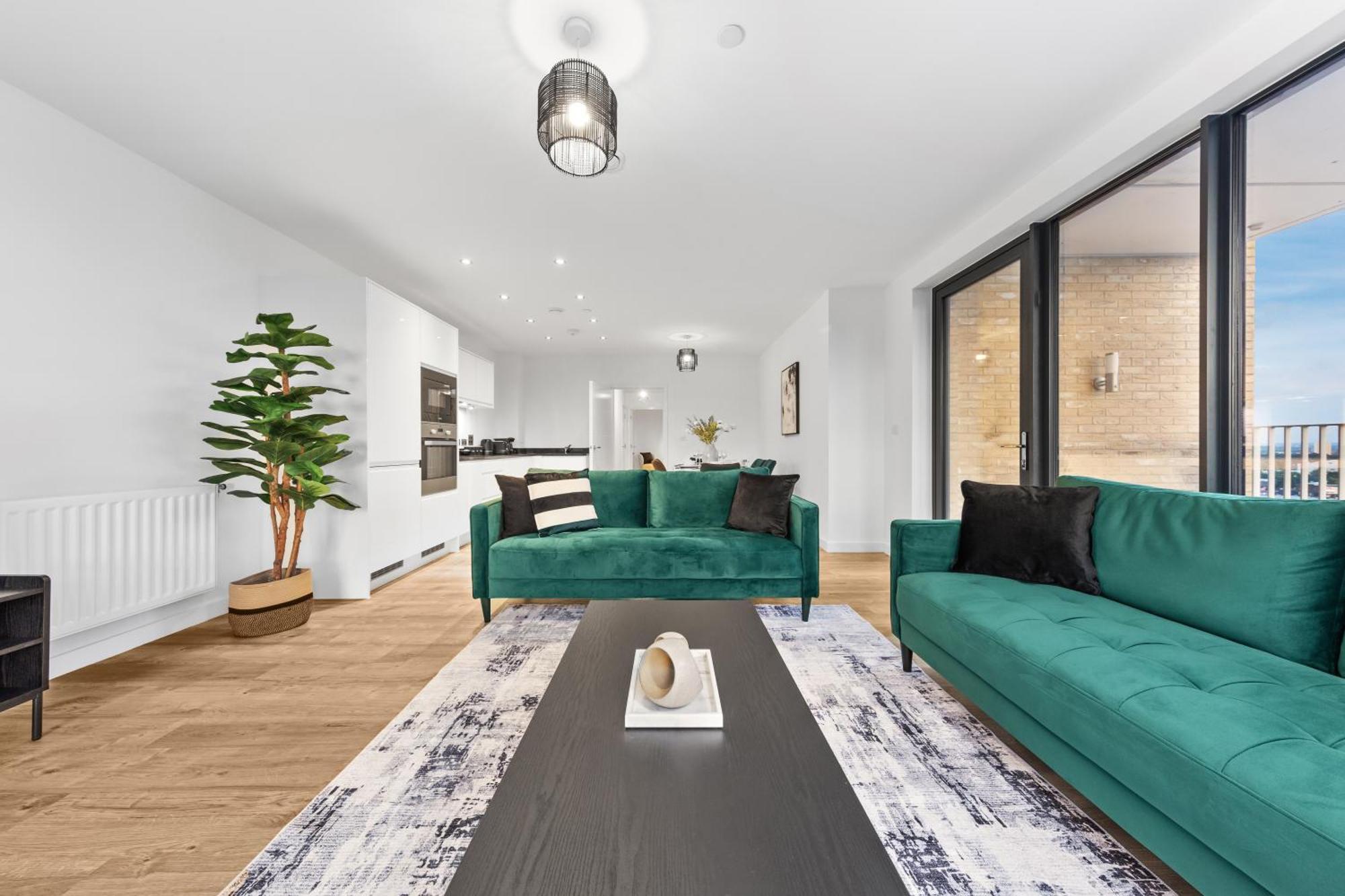 Luxury 3 Bed With Balcony Londres