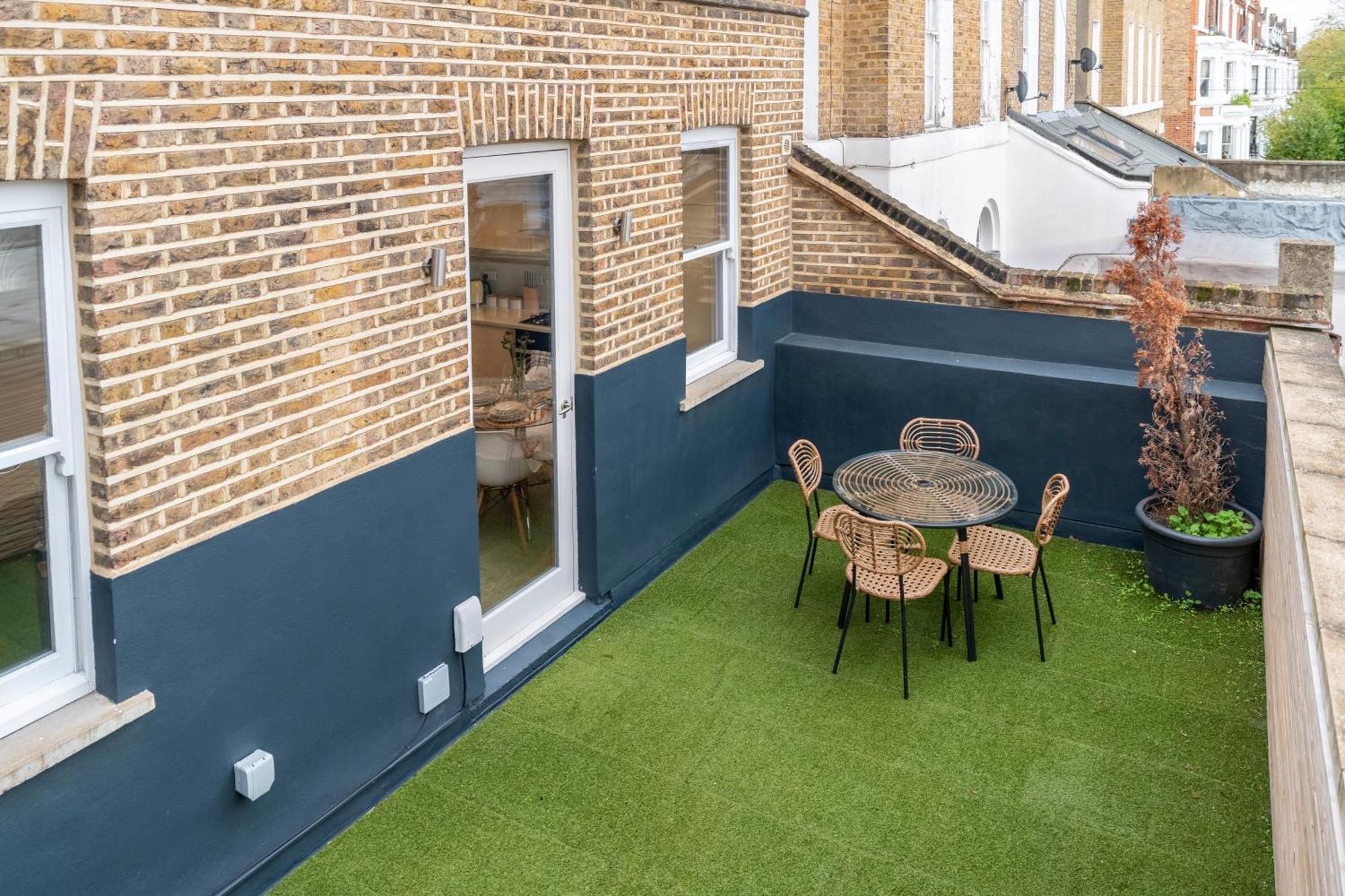 Spacious 2-bed Flat In Brixton With Private Terrace Apartamento
