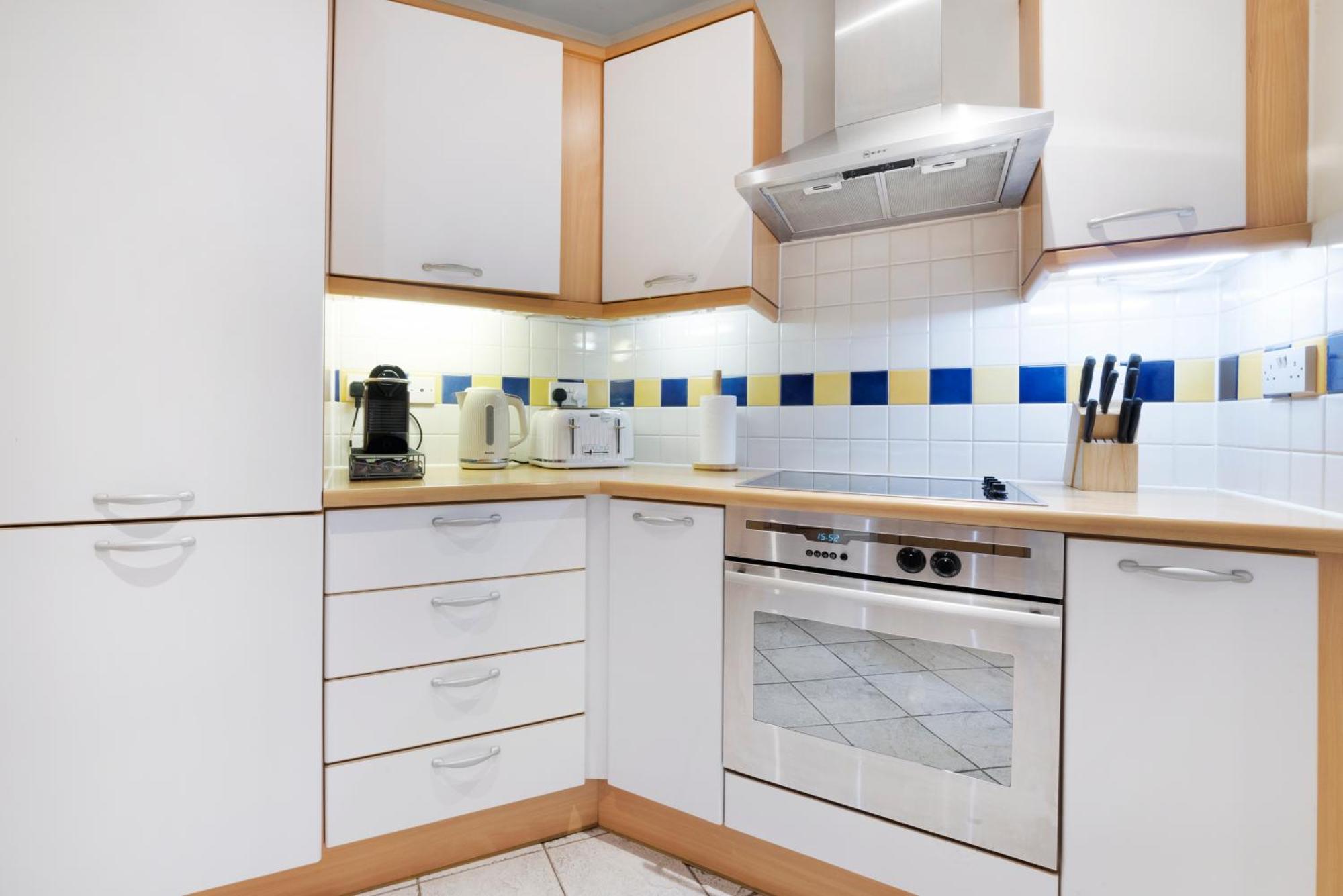 Farringdon Penthouse Spacious 3 Bedroom 2 Bath Appartement *