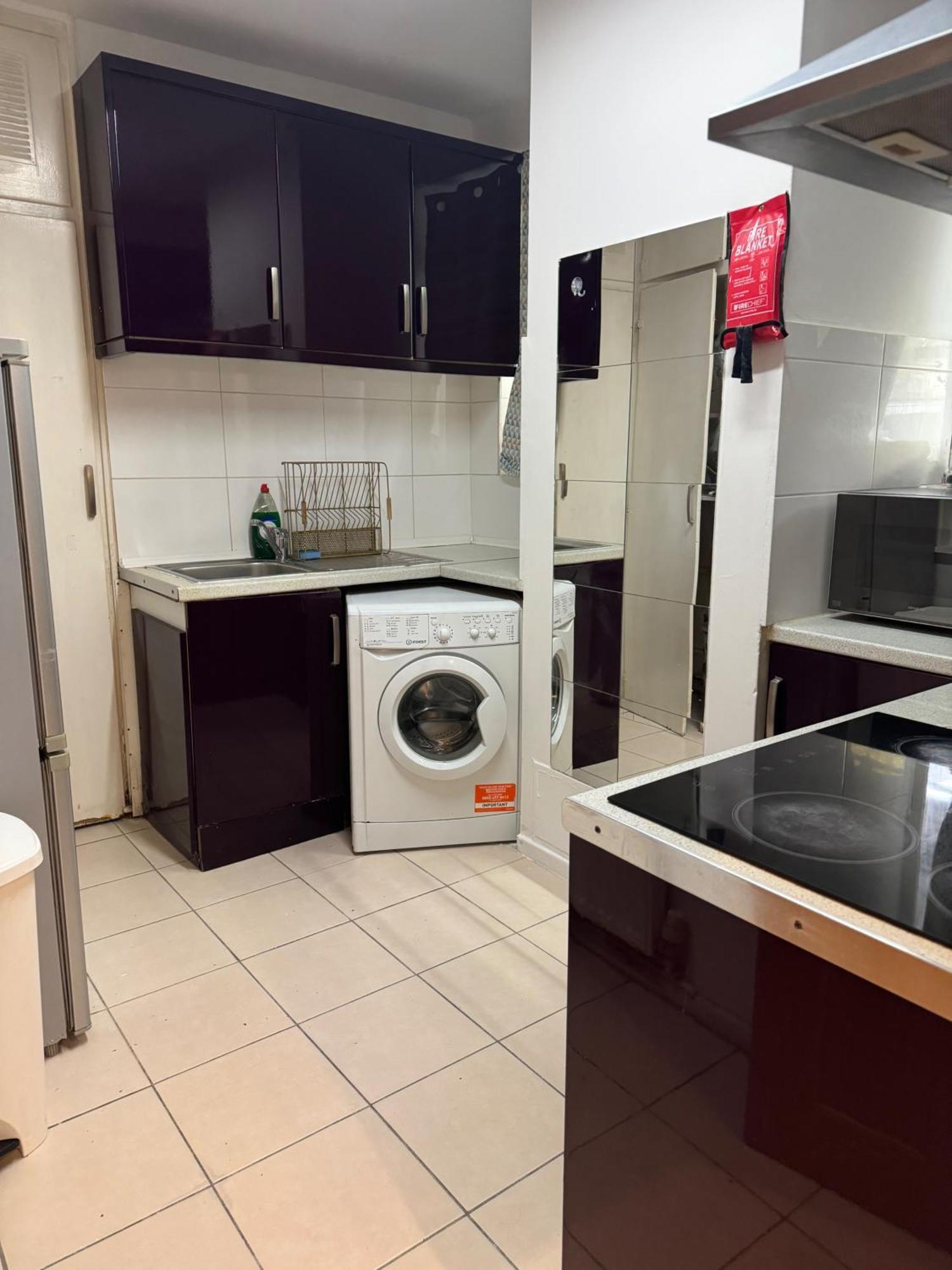 Excellent - 3 Bedrooms * Londres