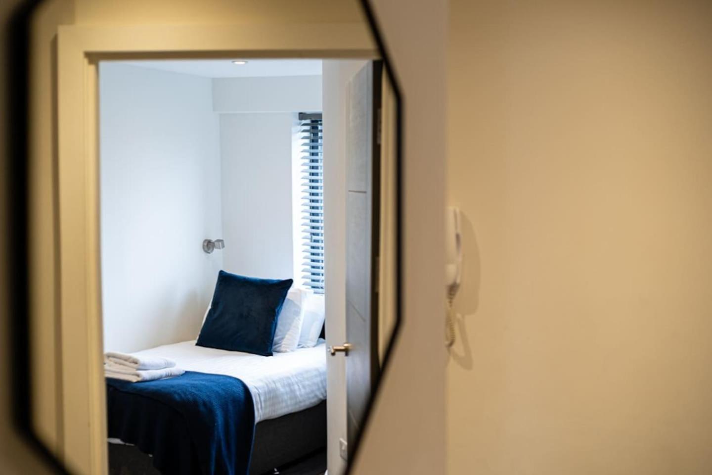 Apartment 2bd In Whitechapel, London