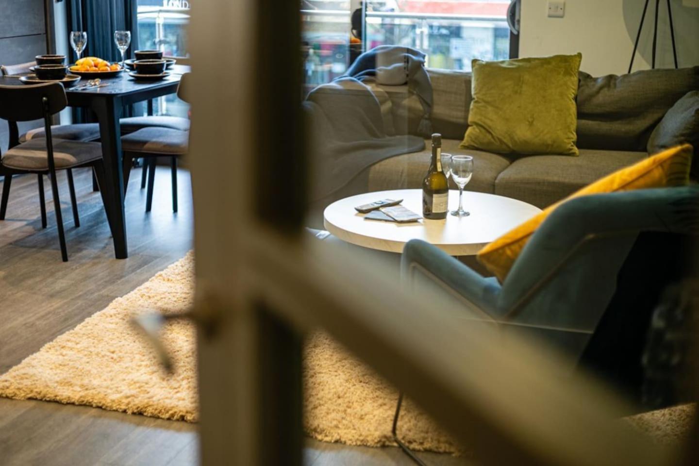 2bd In Whitechapel, London