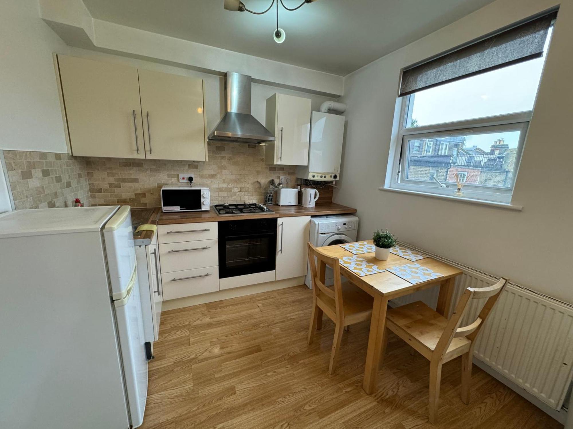 Beautiful 1 Bedroom Flat In Fulham Appartement Londen
