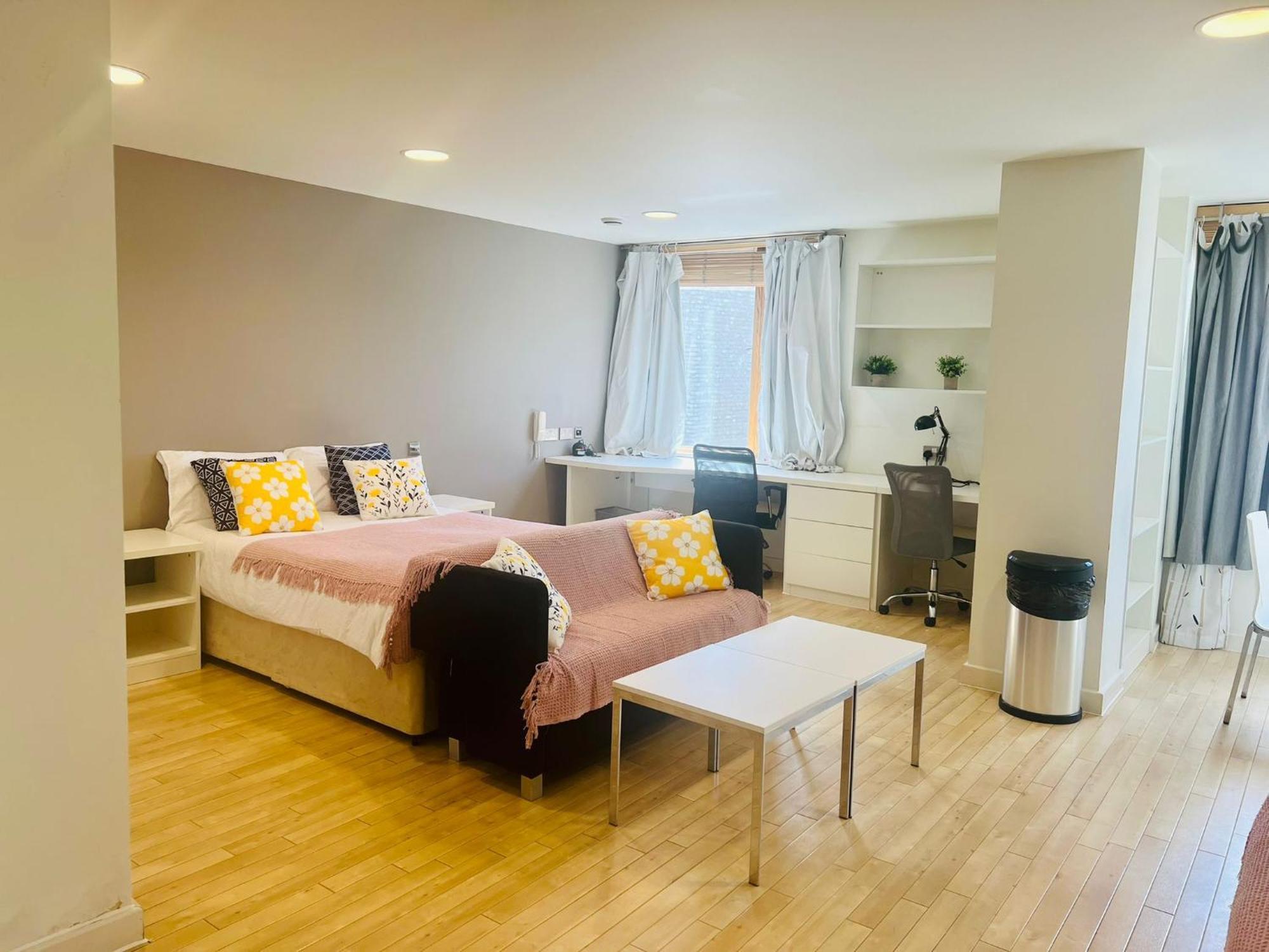 Stuhomes - Arundel House Apartamento *