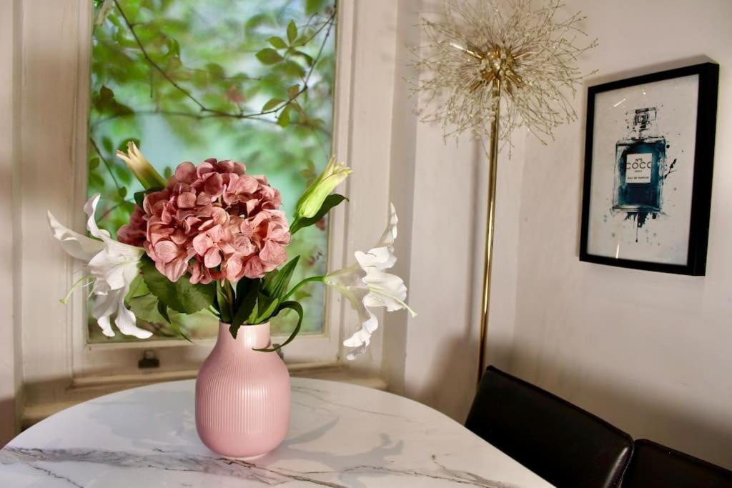 Enchanting 2brgarden Flat Apartamento Londres