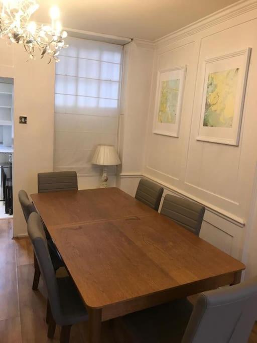 Appartement Authentic 3 Bed Historic House Soho, *