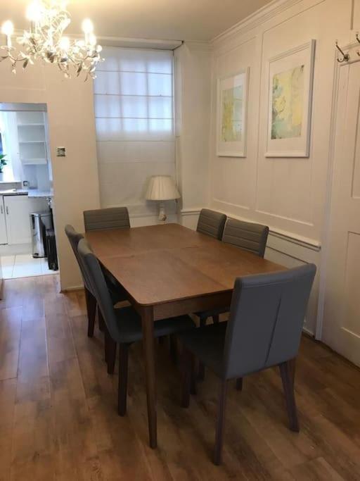 Appartement Authentic 3 Bed Historic House Soho, *