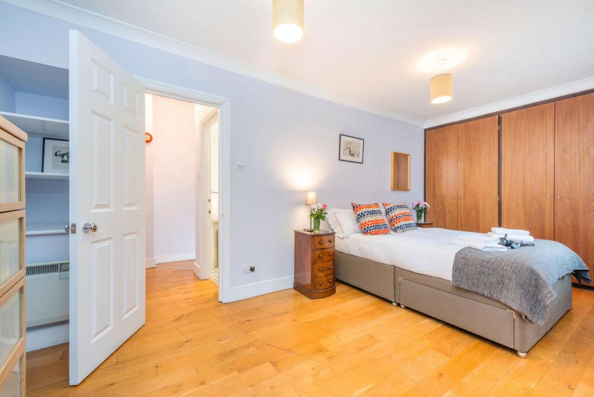 Nelson's Pad - Trafalgar Square - By Frankie Says Apartamento *