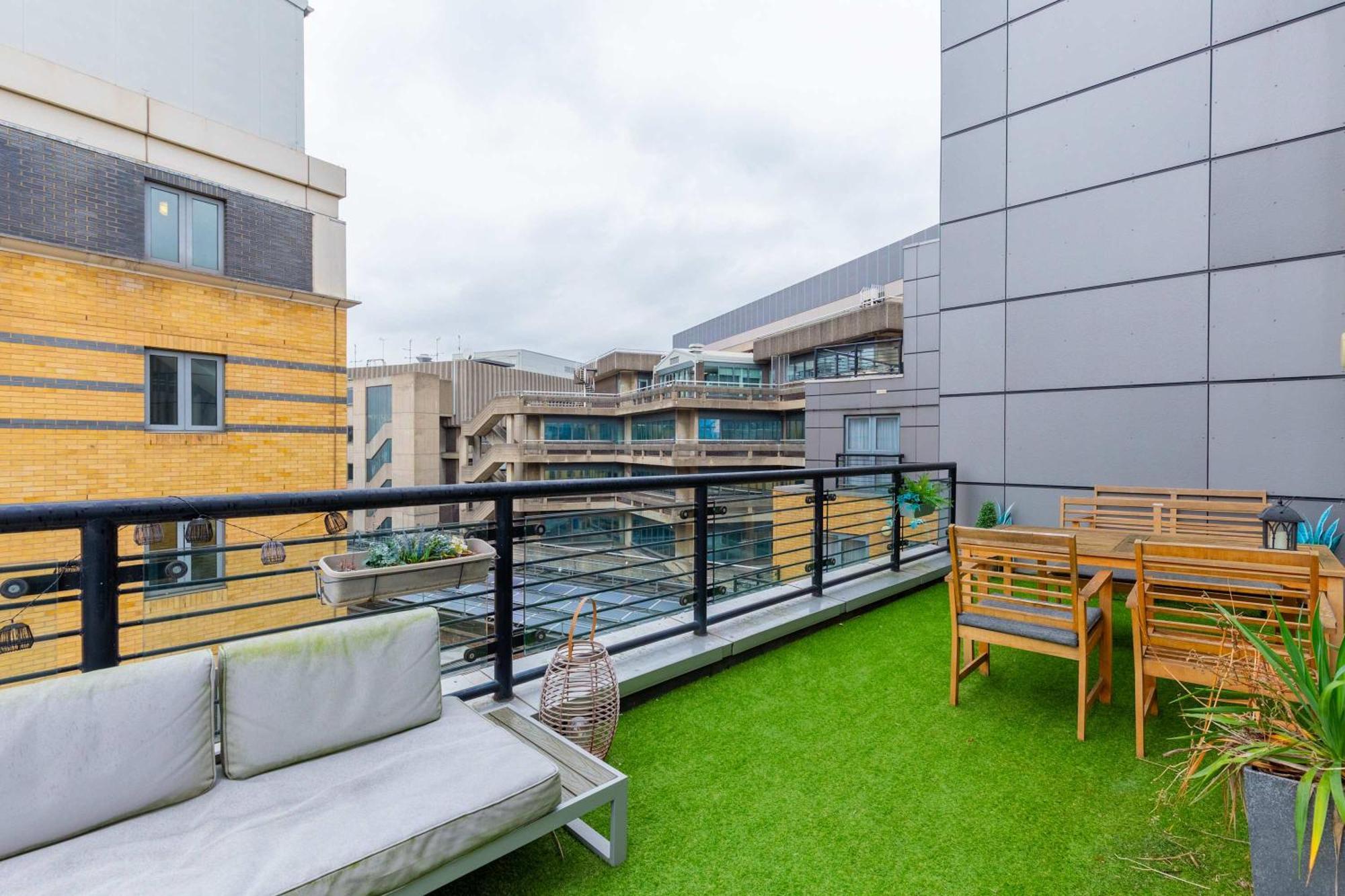 Bright 2 Bedroom Flat In Lambeth With Balcony * Londres