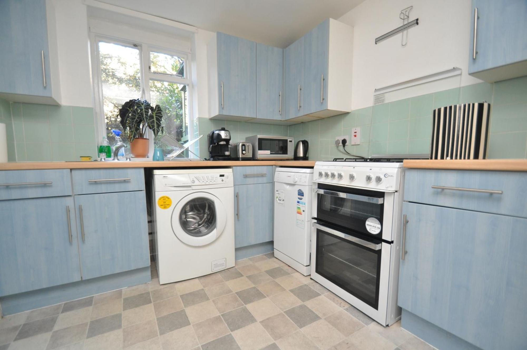 Large Garden Flat In The Heart Of Islington Apartment London