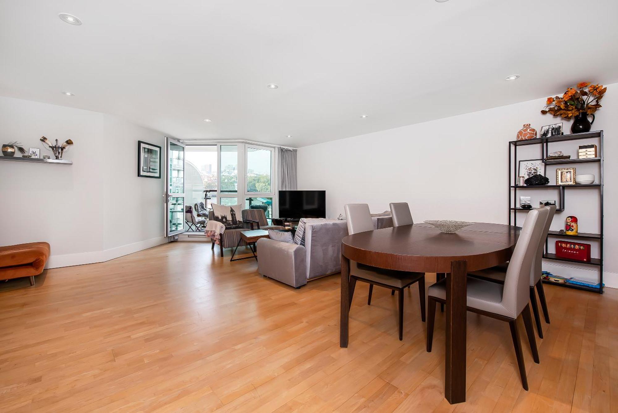 Modern 2 Bedroom 2 Bath With River View * Londen
