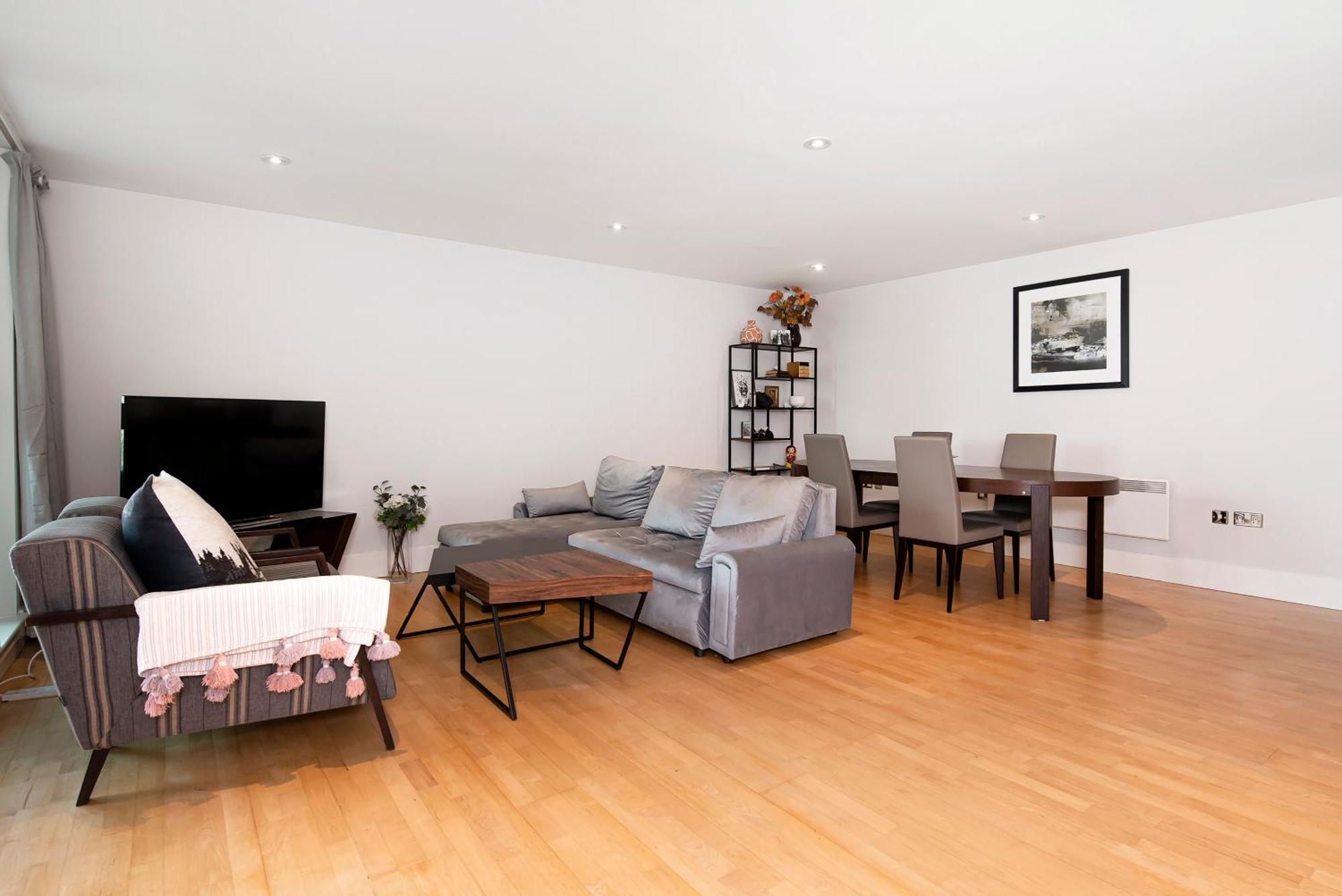 Modern 2 Bedroom 2 Bath With River View Londen