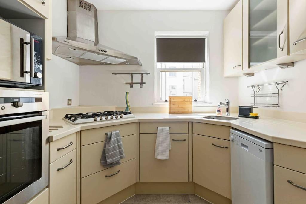 Portobello Road Iconic House Apartamento Londres