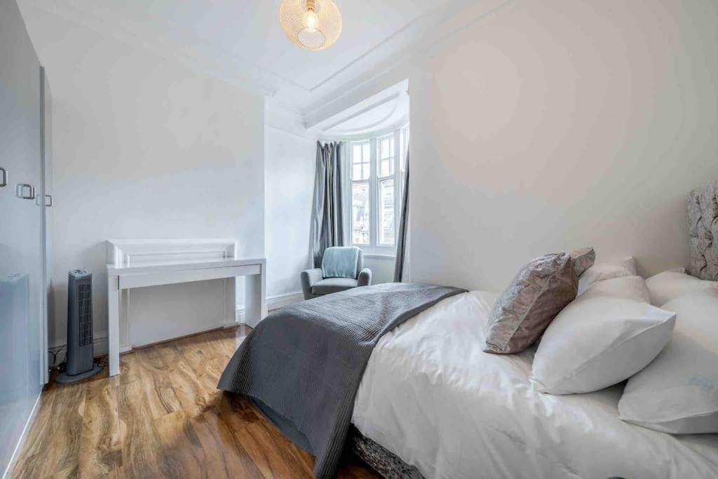 Dyc Oxford Street - Selfridges - 3bed With Lift Londen