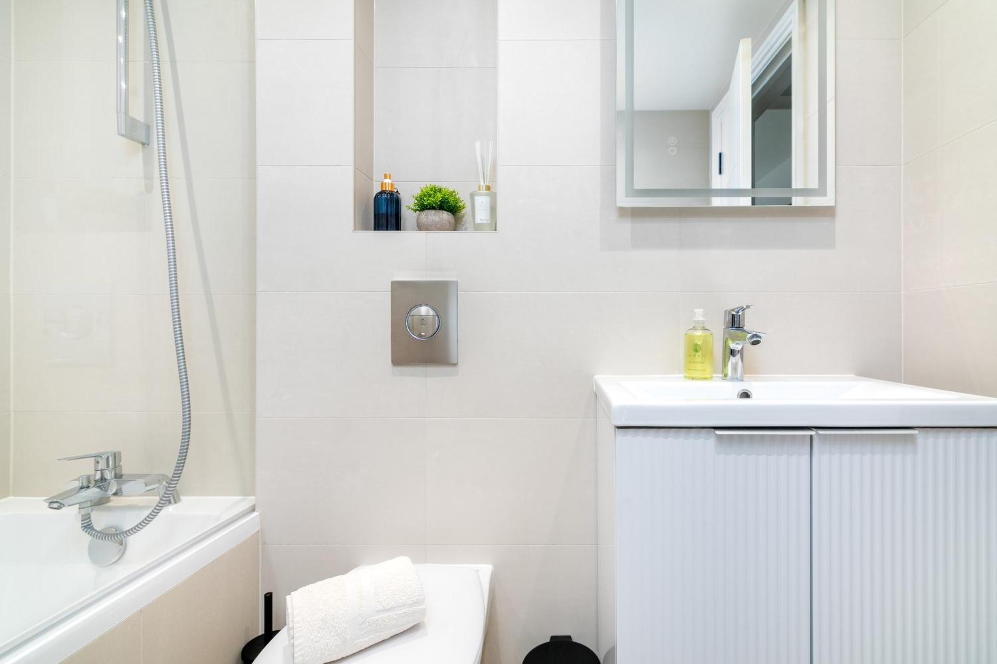 Appartement 2 Bed Flat 10 Min From Notthing Hill!