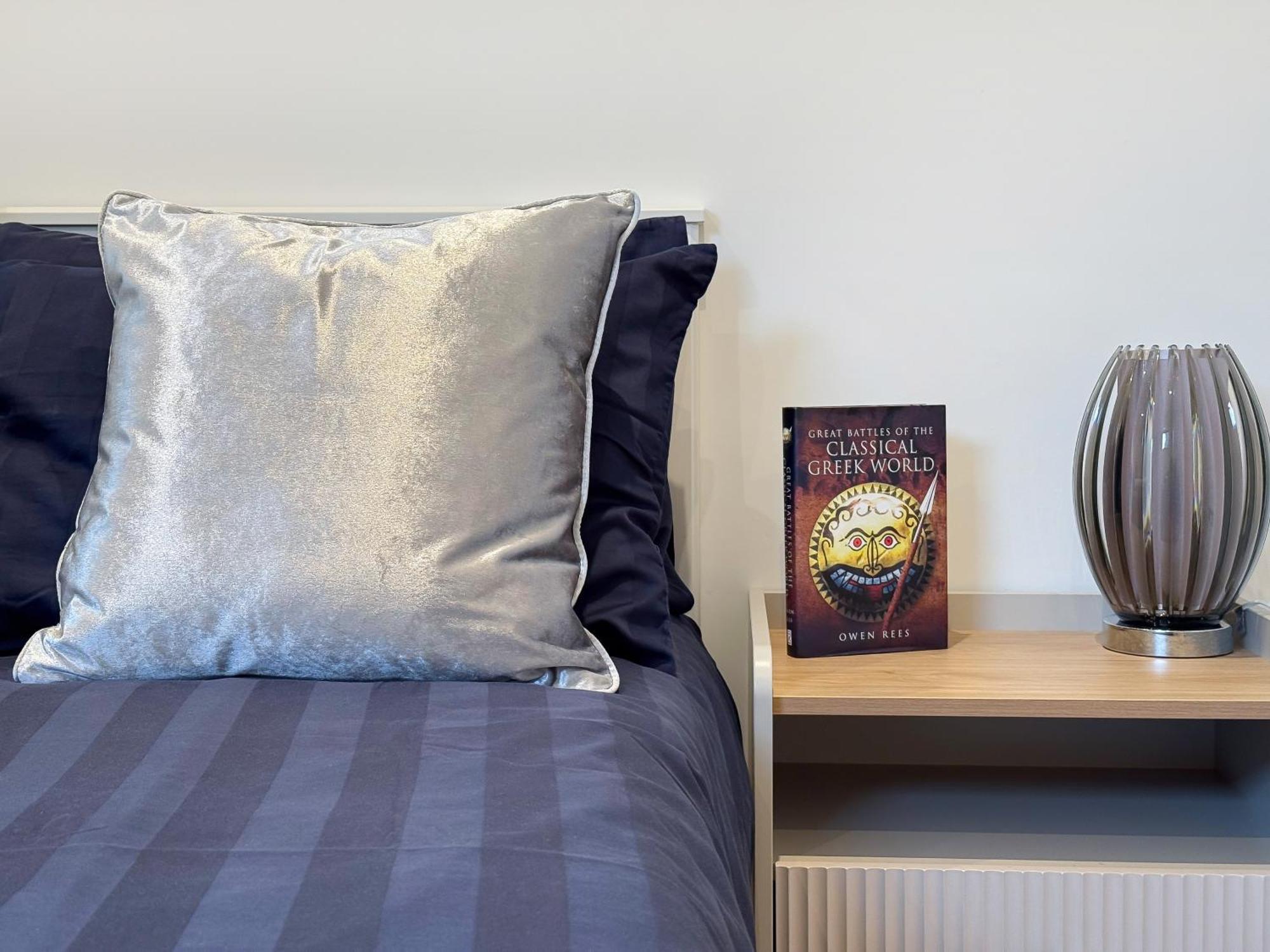 2 Bed Flat 10 Min From Notthing Hill! Londres