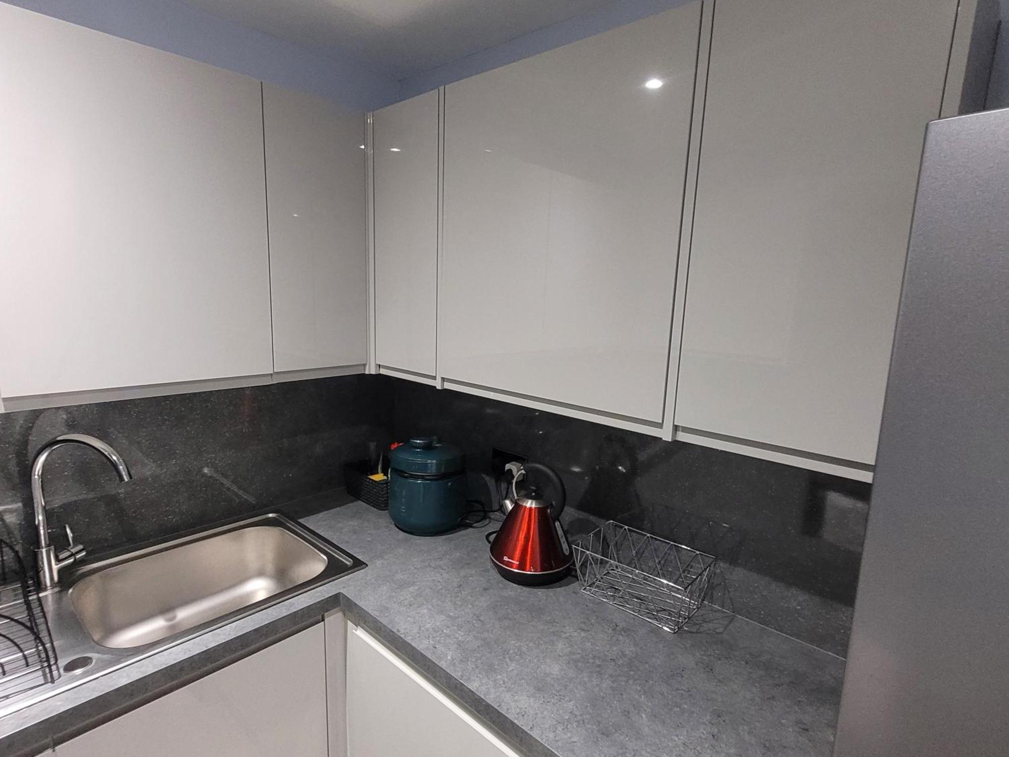 Guest house Private In A 2 Bed In Zone 2