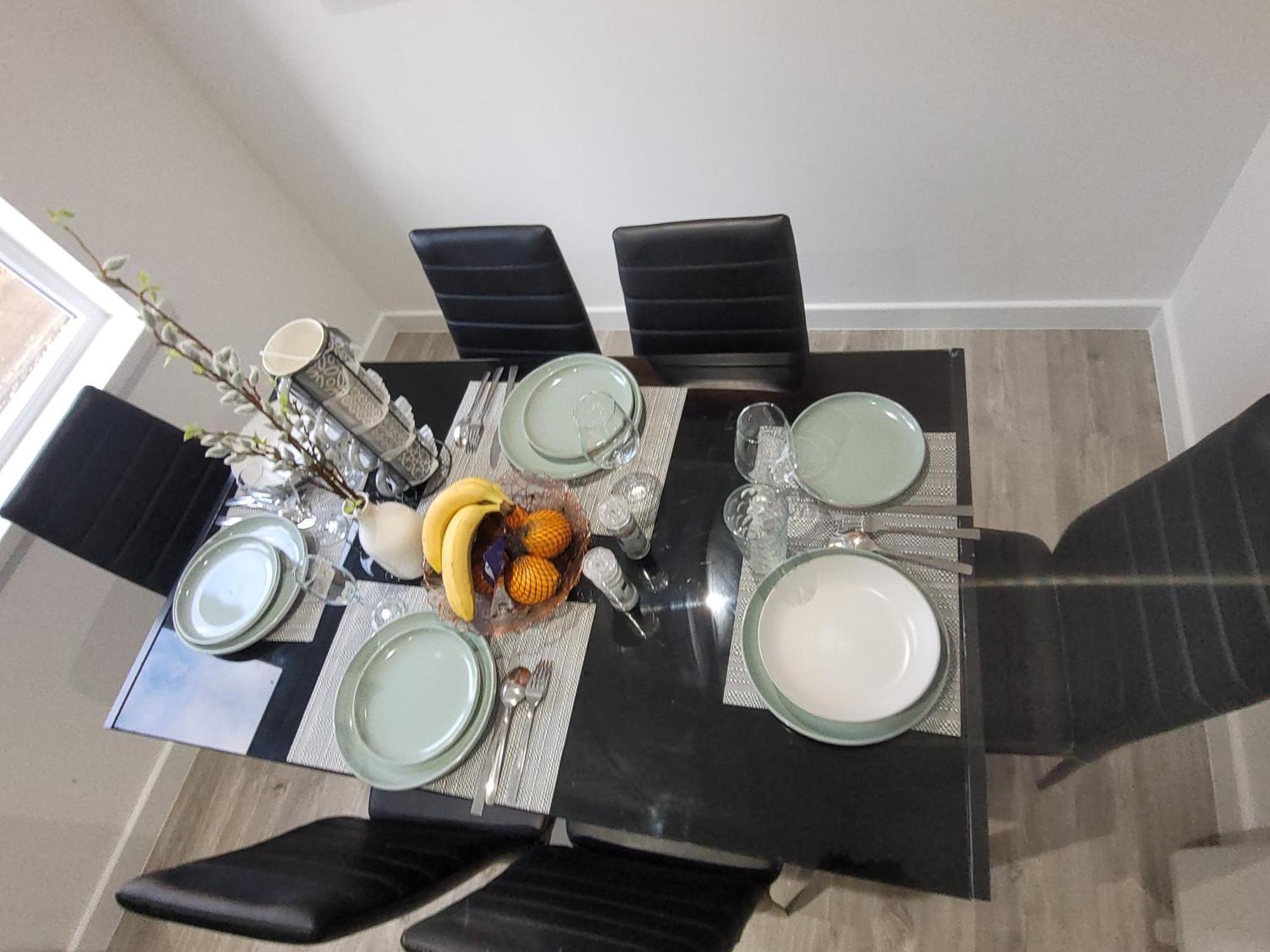 Guest house Private In A 2 Bed In Zone 2 London