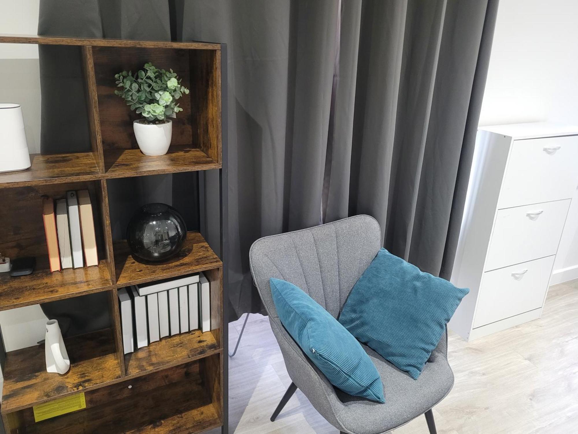Private In A 2 Bed In Zone 2 * London