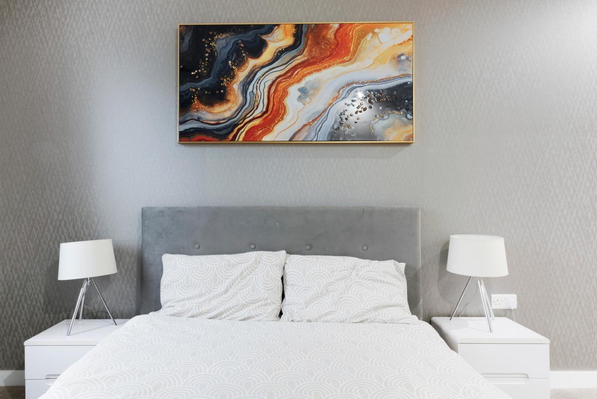 Modern 2 Bed Heart Of Elephant Castle