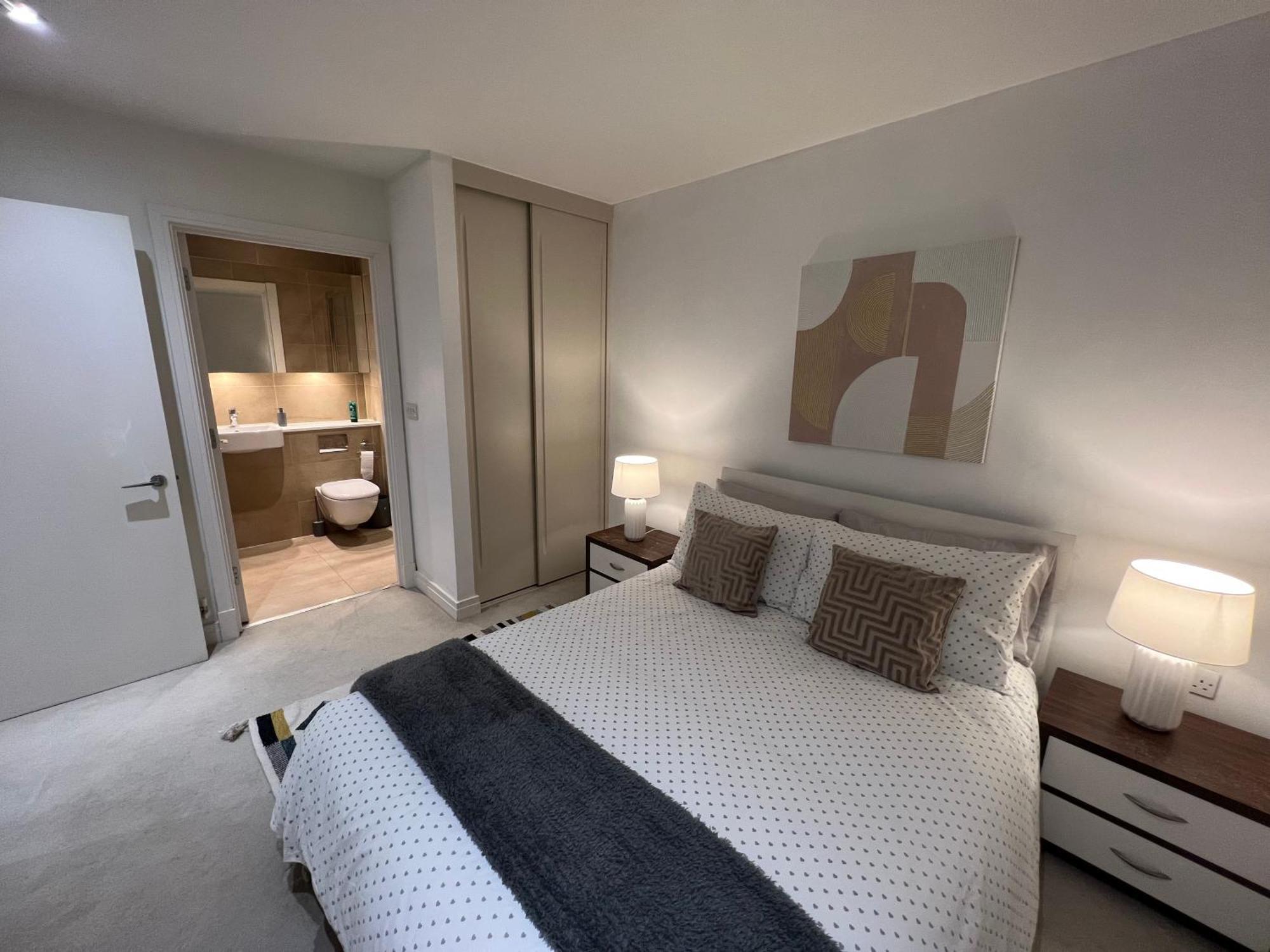 Luxury 2 Bed 2 Bath Zone Two Appartement