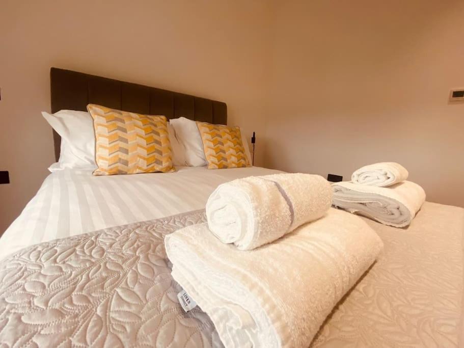 Appartement New 1 Bed Flat With Terrace *