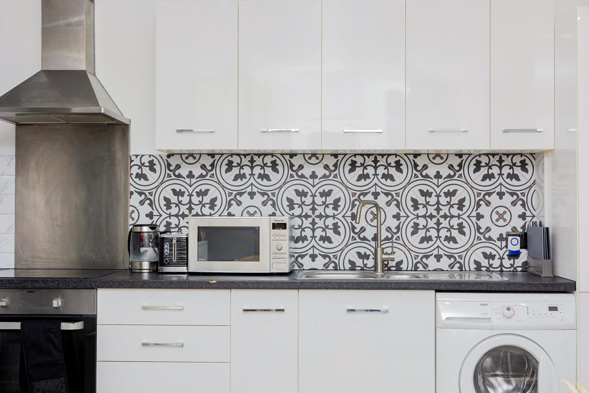 2br Flat In Kensington, 2 Mints Earl's Court Tube Apartamento Londres