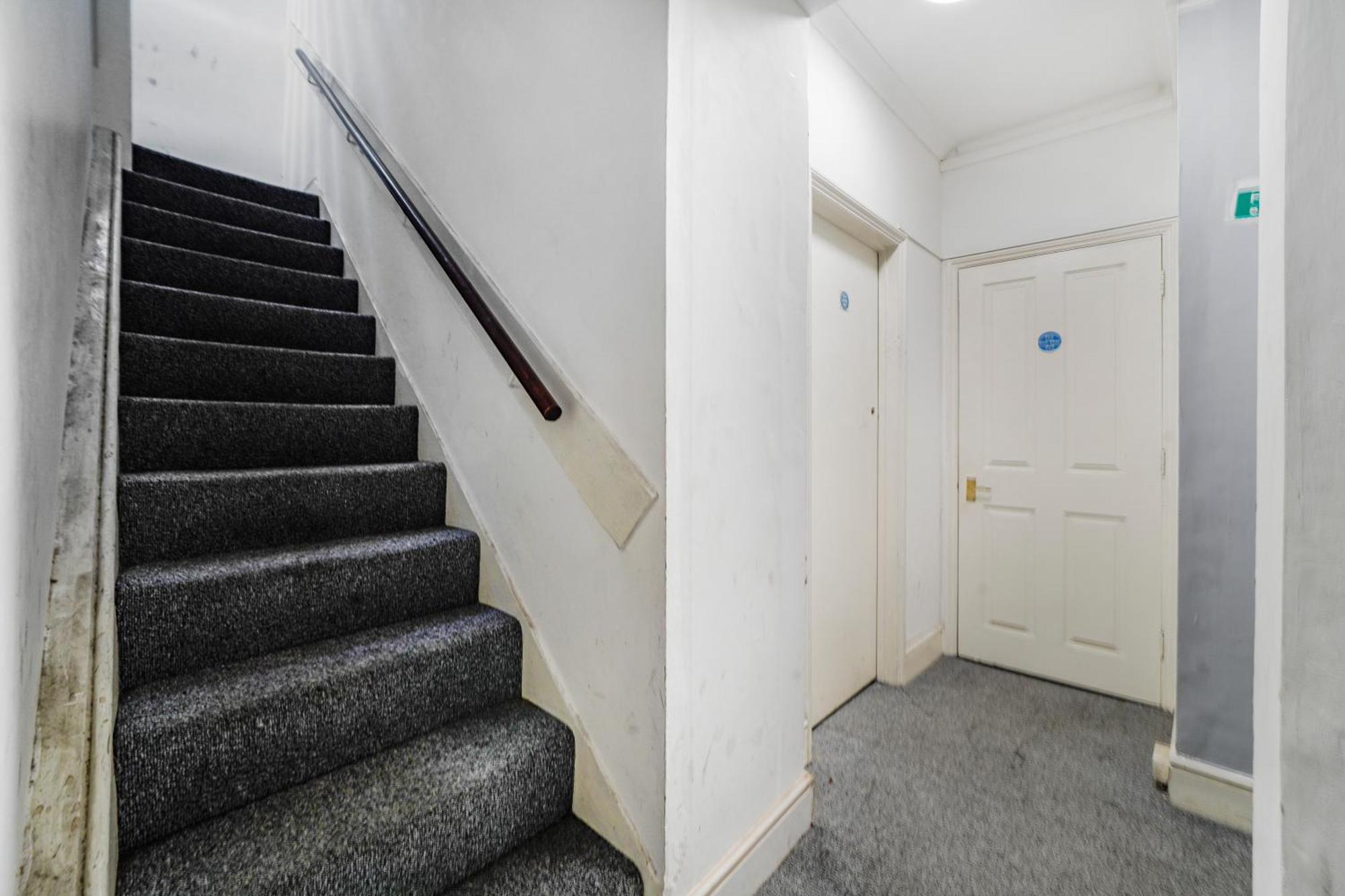 Appartement 1br & 2br Apts By Livestay Short Lets & Serviced With Free Wifi
