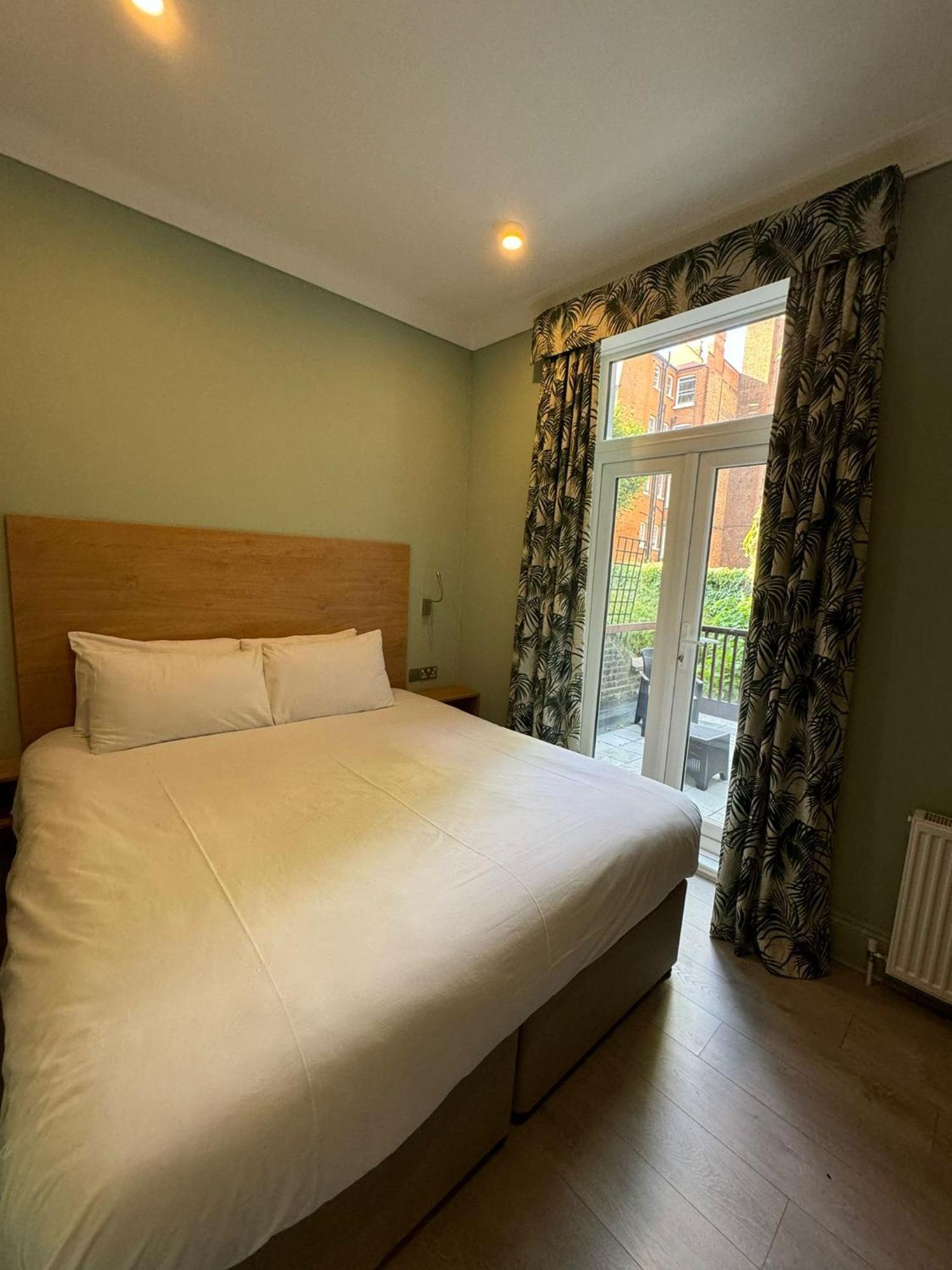 Marldon Olympia Hotel London