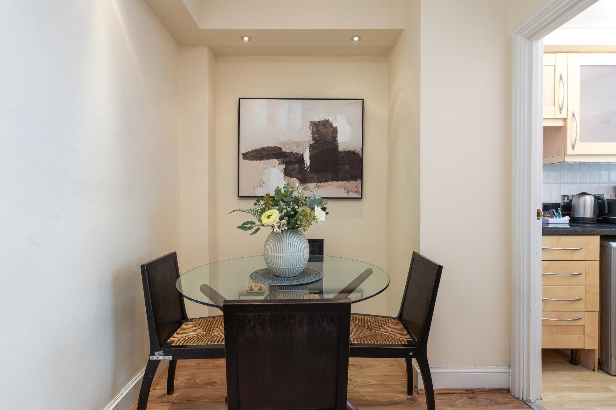 Apartamento Capital One Bedroom Flat Chelsea Cloisters 724 *