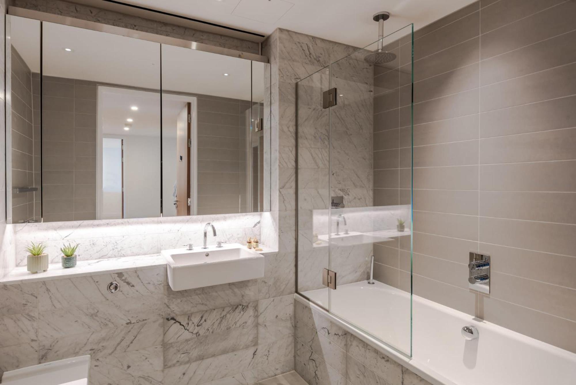 Zen Sanctuary - Soho - By Frankie Says Apartment *