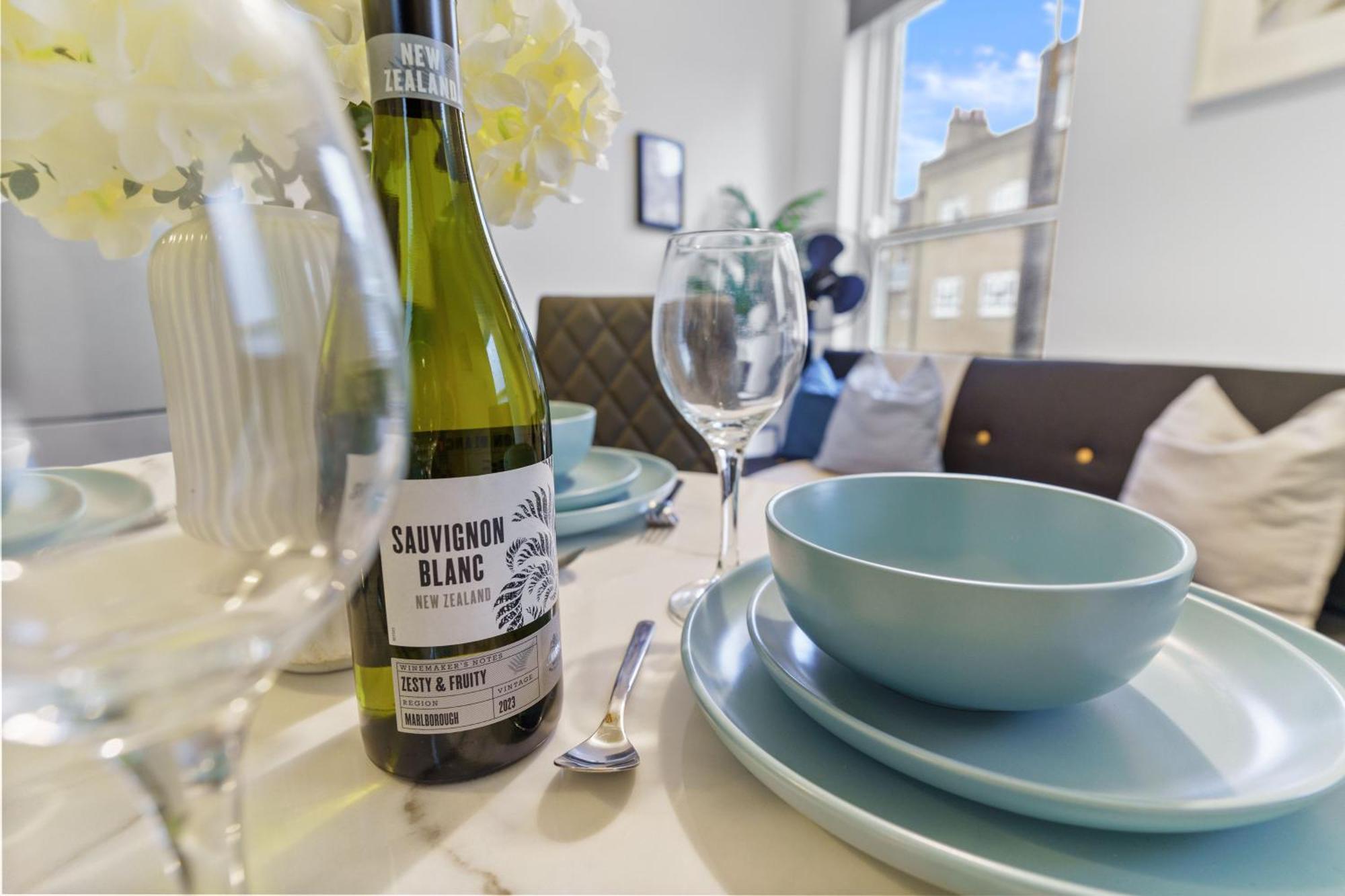 Livestay Affordable One Bedroom & Studio In India Docks E14 Appartement