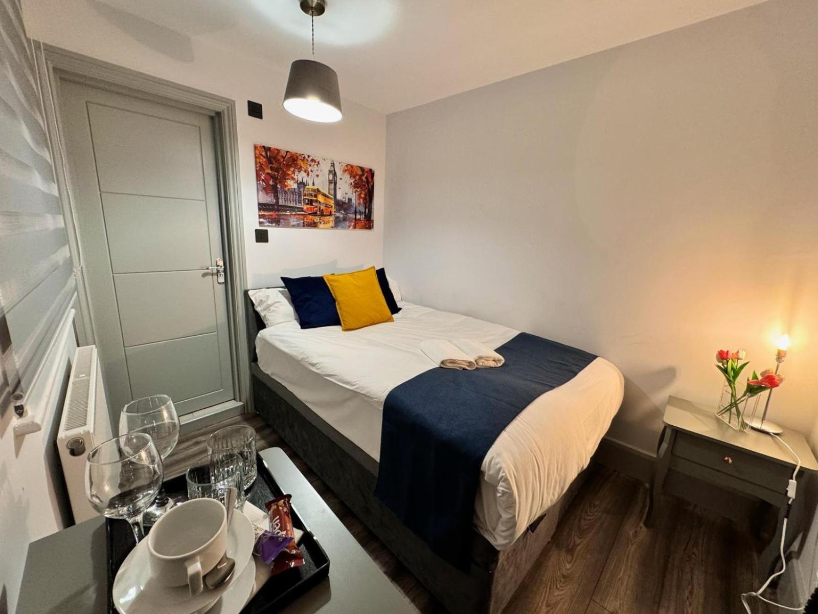 Camden Luxury Flats And En-suit Londen