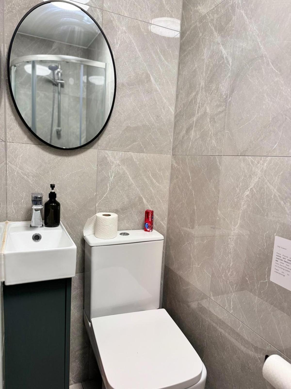 Camden Luxury Flats And En-suit Londen