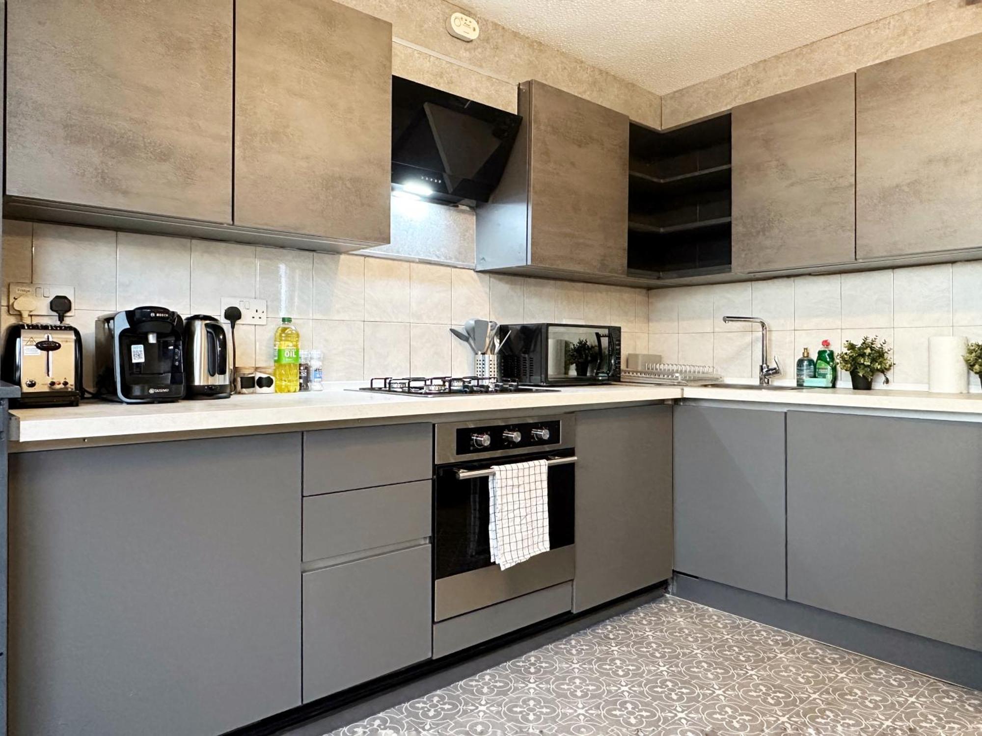 Aria's Place In Chelsea - 2 King Size Bed, 1 Double Bed Appartement Londres