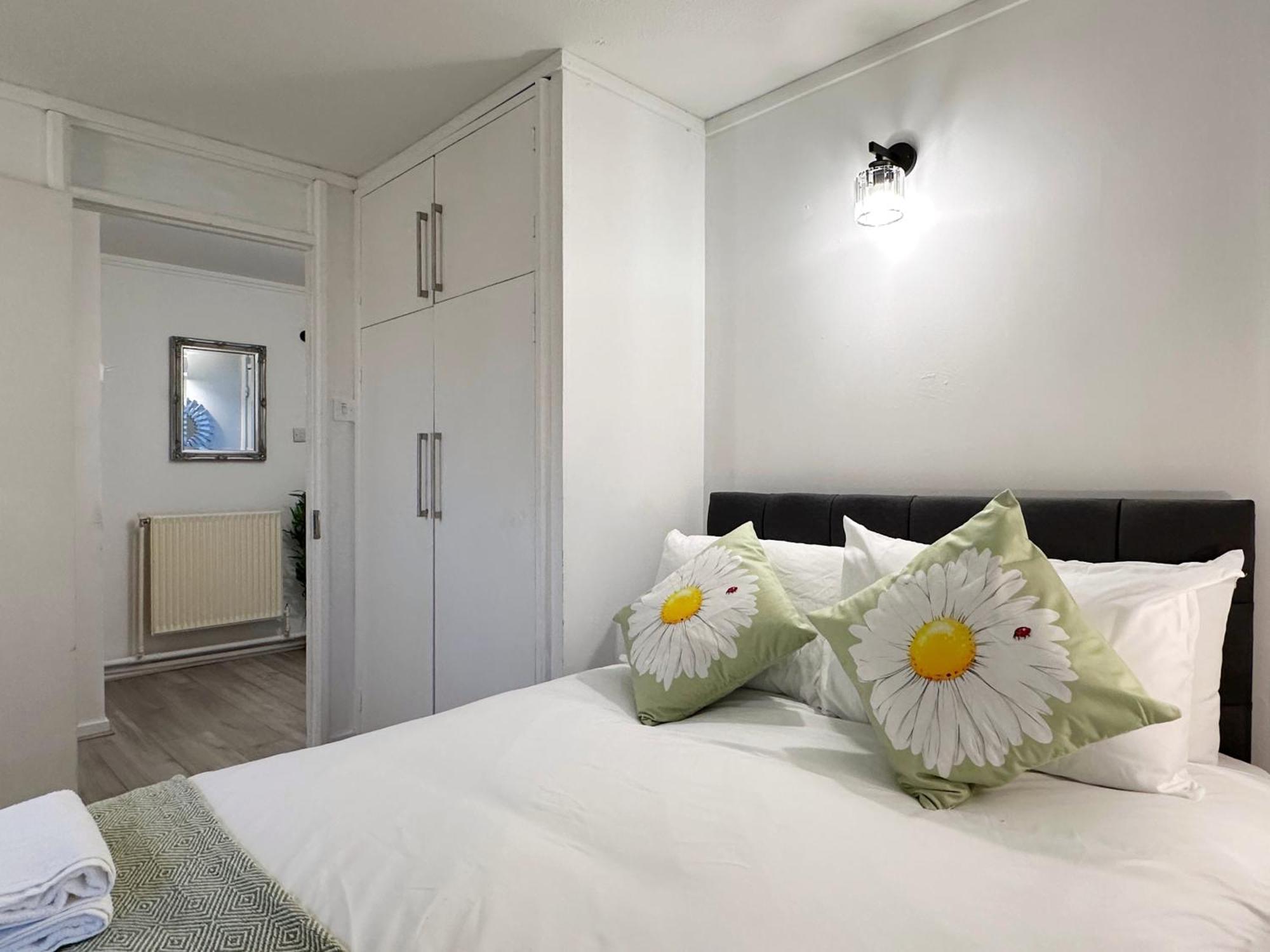 Aria's Place In Chelsea - 2 King Size Bed, 1 Double Bed * Londres