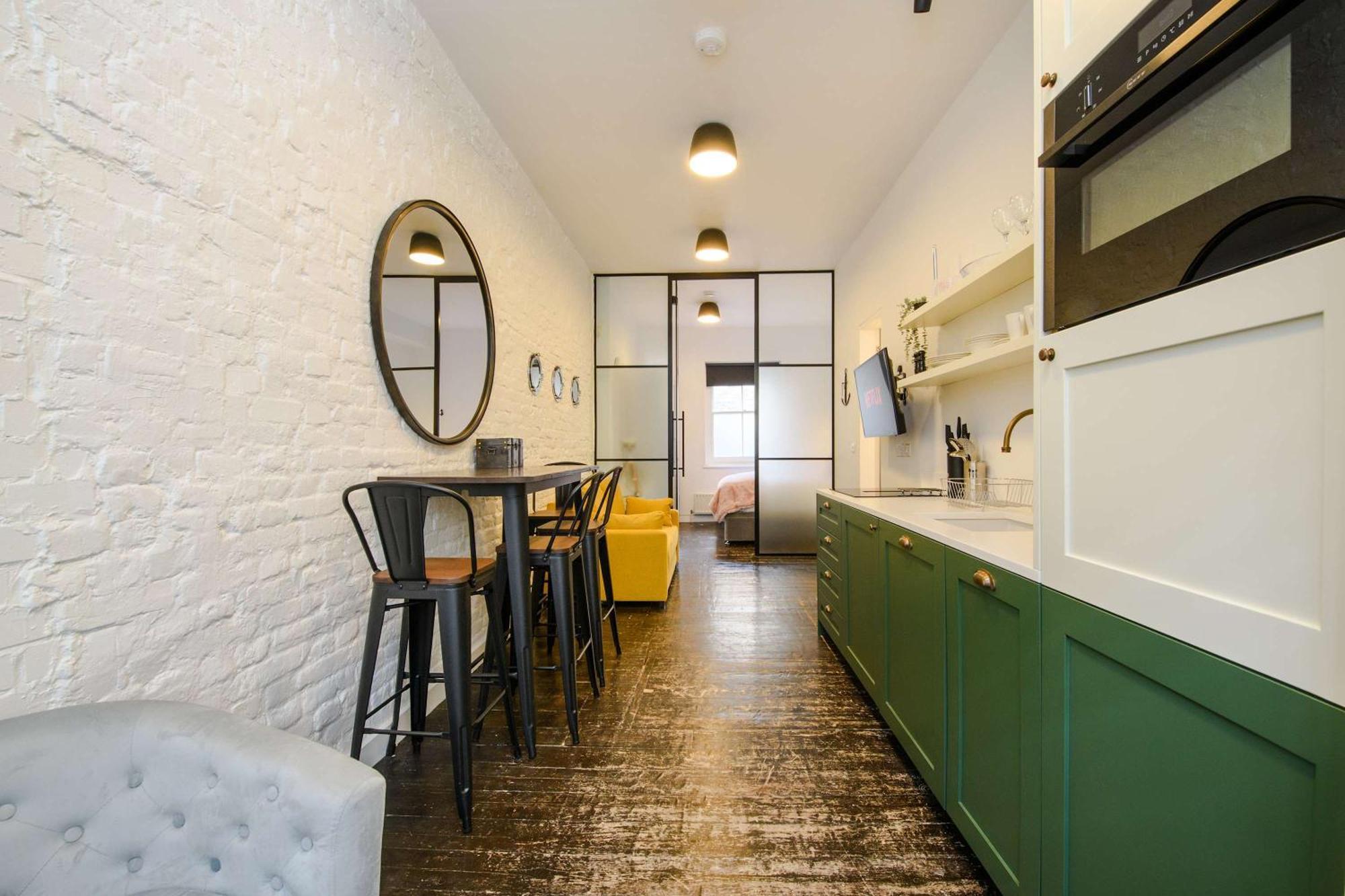 The Cheeky Hideaway-borough- By Frankie Says