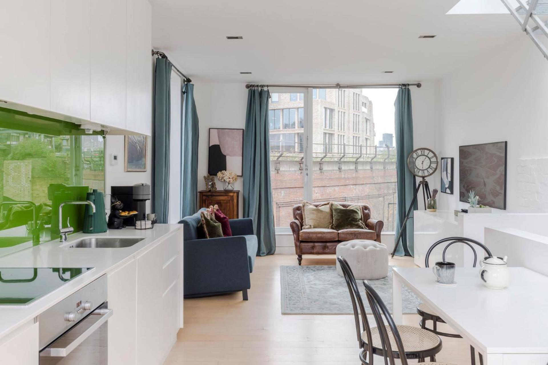 The Cheeky Hideaway-borough- By Frankie Says Appartement