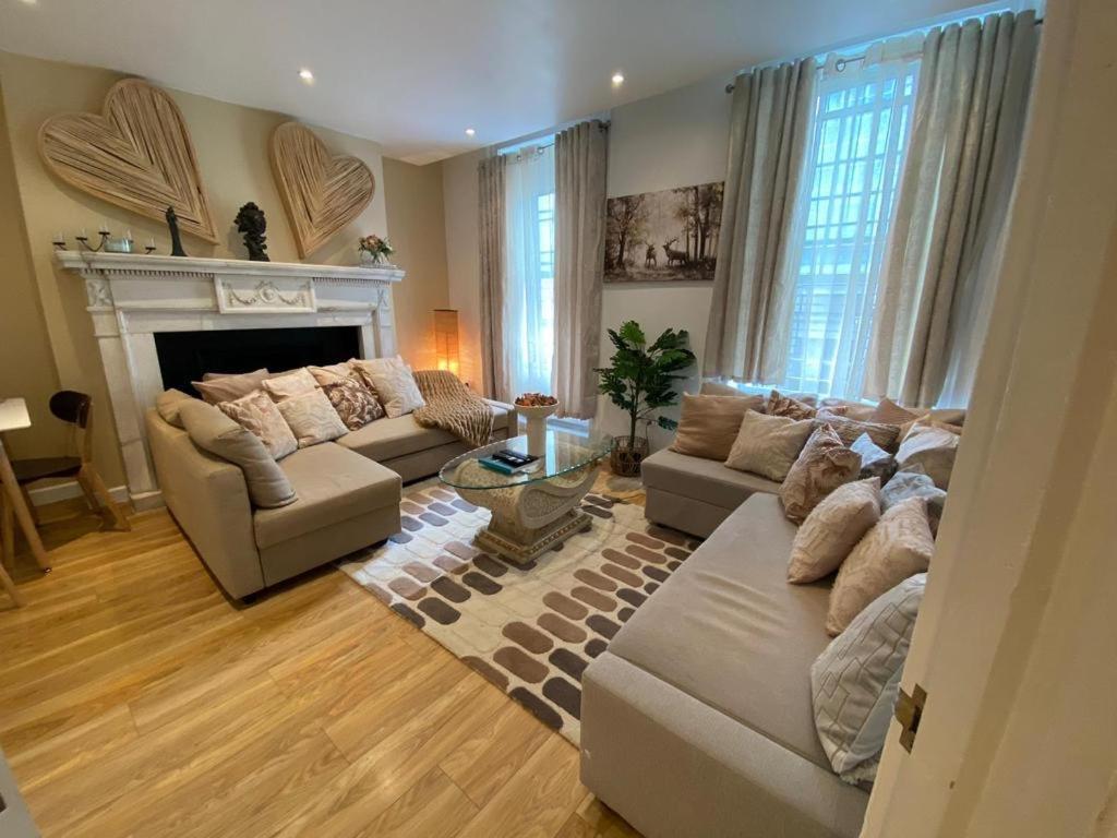 Appartement Lavish Sleep 10 In Soho